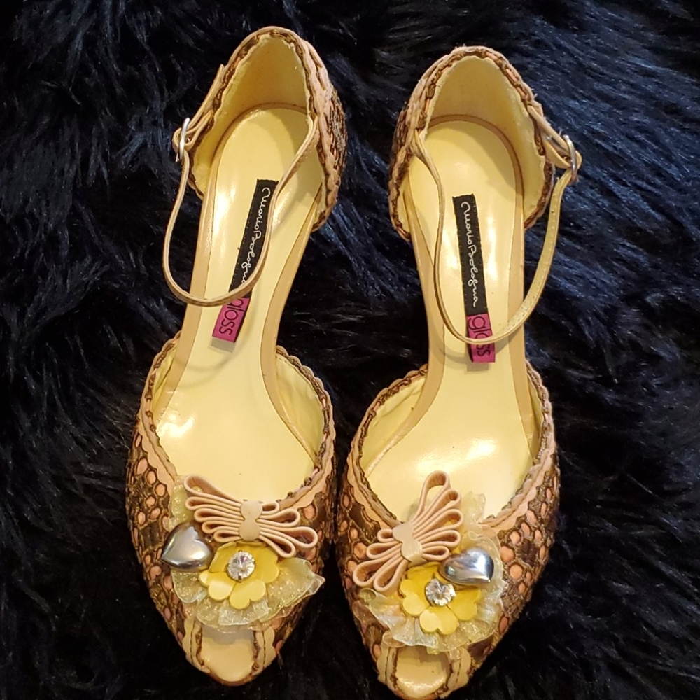 NWOB Mario Bologna heels